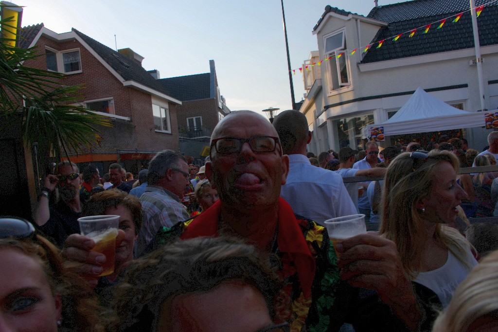 ../Images/Zomercarnaval Noordwijkerhout 307.jpg